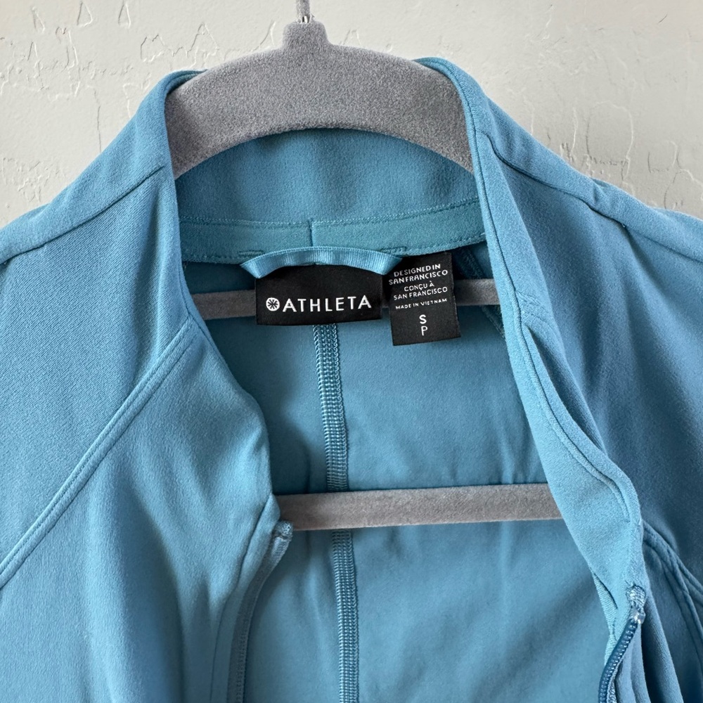 Athleta Women’s Salutation Jacket - Activewear - Size Small
